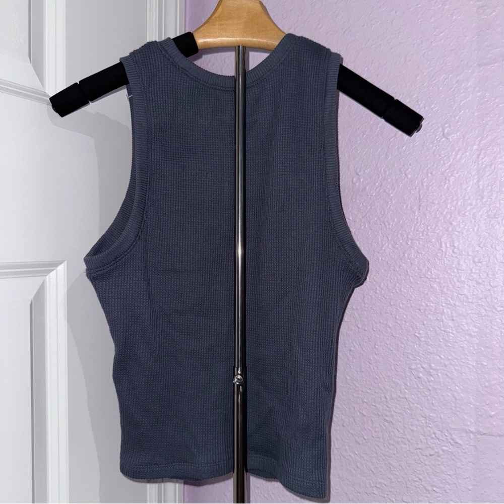 Two Hollister Tops - Both SMALL - Picture 8 of 8